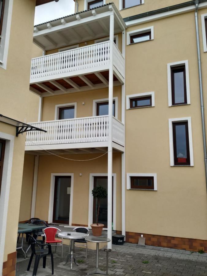 Mehrfamilien Haus Lägenhet Schkeuditz Exteriör bild