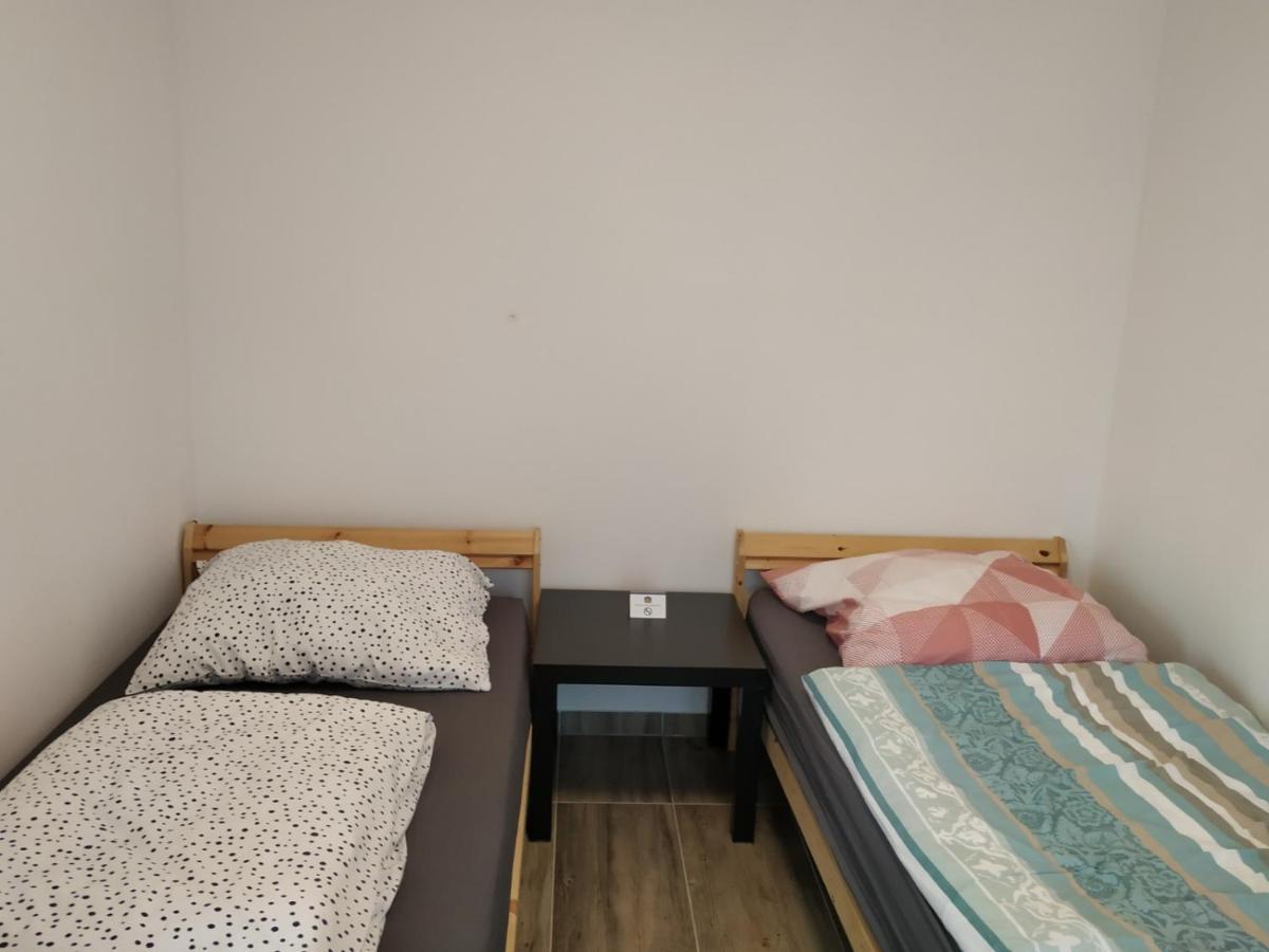 Mehrfamilien Haus Lägenhet Schkeuditz Exteriör bild
